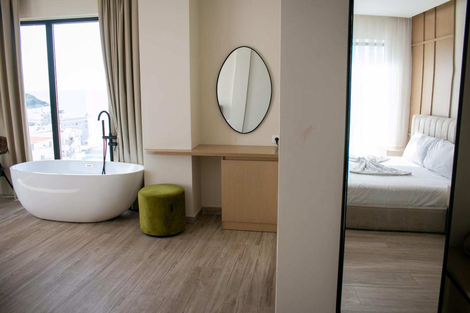 La Luna Hotel Ksamil Eksteriør billede