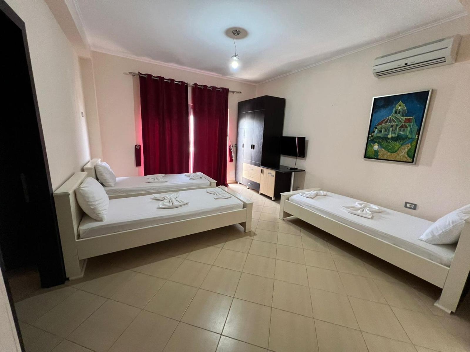 La Luna Hotel Ksamil Eksteriør billede
